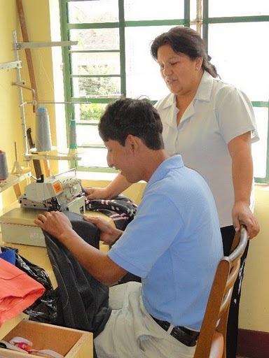 La Fundación estableció un centro de asistencia laboral en el Hogar San Pedro en el Perú.